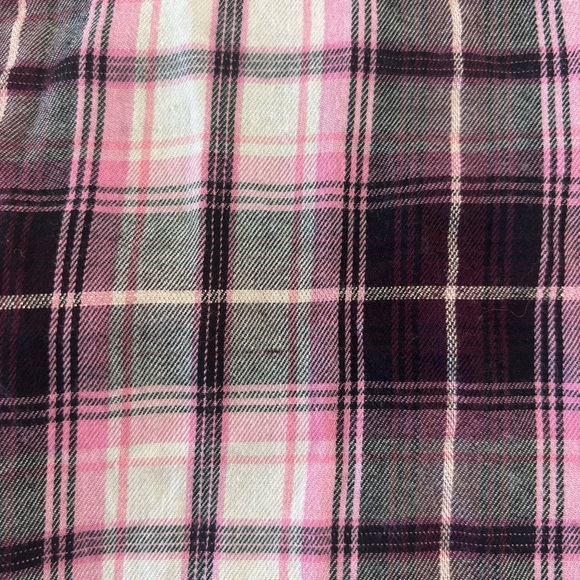 Victoria's Secret Pink/Black Plaid Pajama Set Women’s Shorts & LS Button Down - Picture 9 of 10